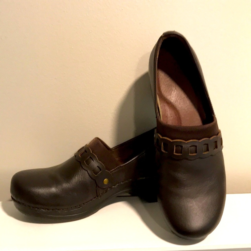 Sanita Clogs
